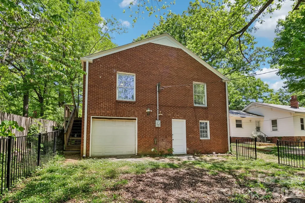 235 N 6th Street Albemarle NC 28001