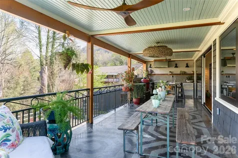 81 Edgemont Road Asheville NC 28801
