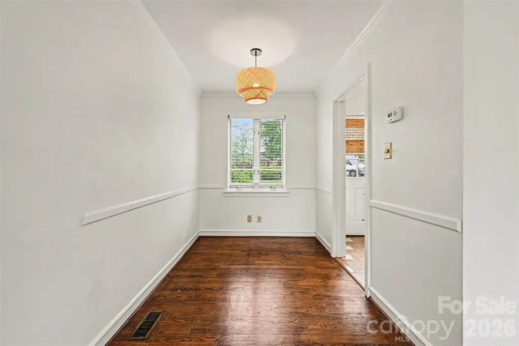 1811 Lynnwood Drive Charlotte NC 28209