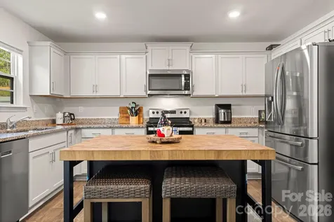 1331 Mifflin Lane Dallas NC 28034
