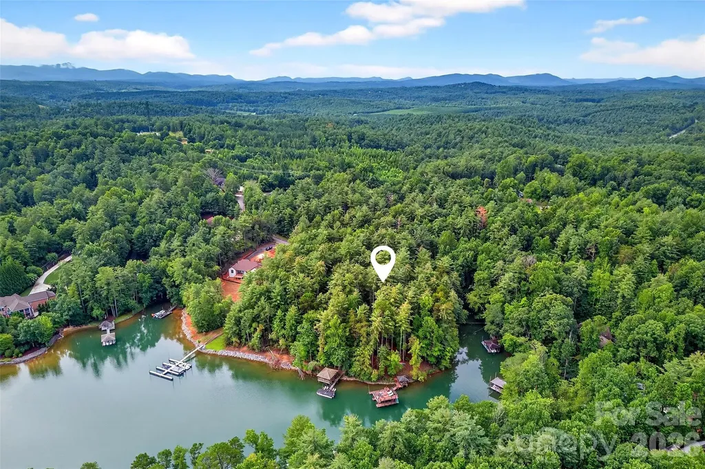 2361 Lake Forest Cove Nebo NC 28761