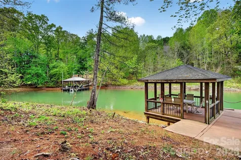 2361 Lake Forest Cove Nebo NC 28761