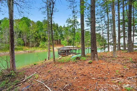2361 Lake Forest Cove Nebo NC 28761