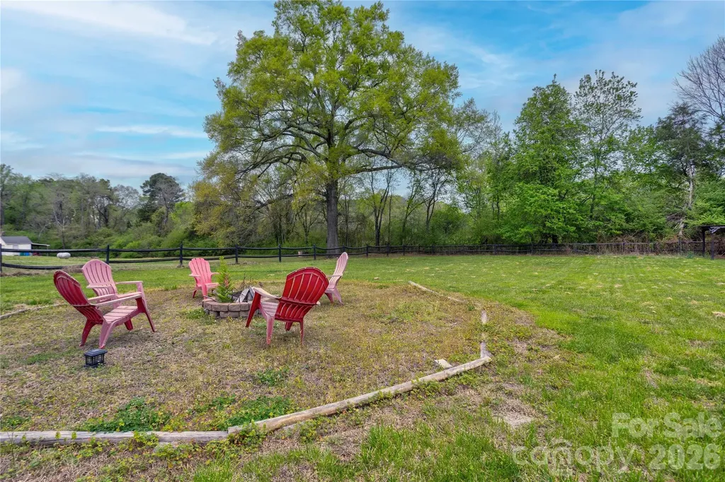 2705 Plantation Way Albemarle NC 28001