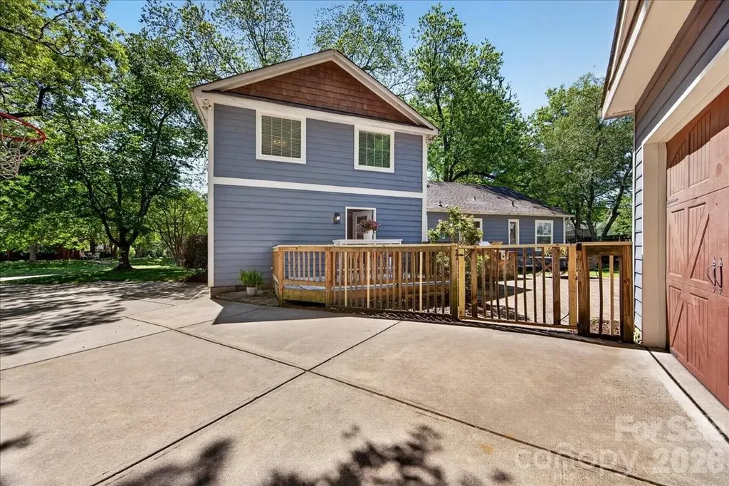 1929 Marguerite Avenue Charlotte NC 28205