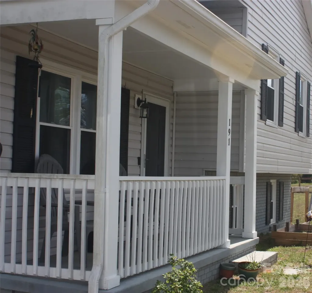 191 Celeste Eufola Road Statesville NC 28677