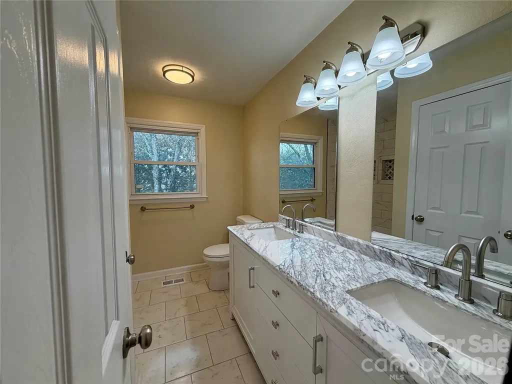6257 W Nc 10 Highway Hickory NC 28602