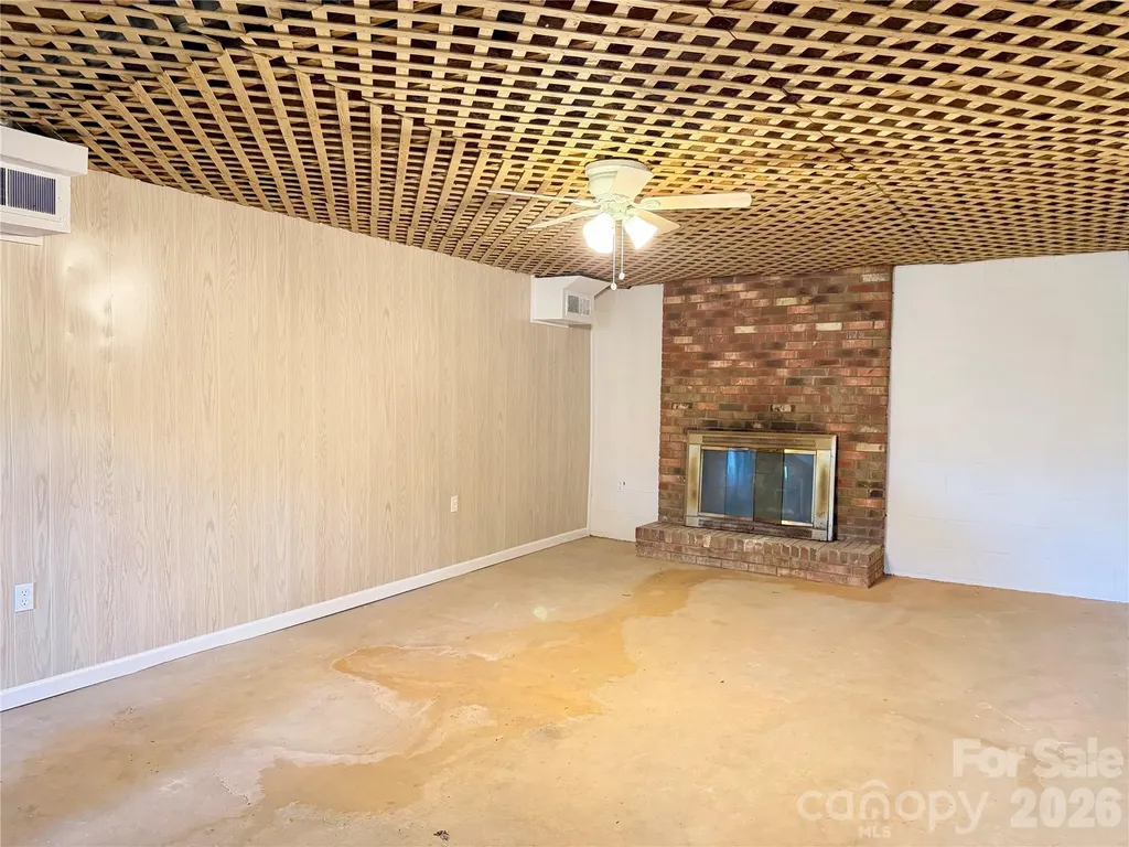 6257 W Nc 10 Highway Hickory NC 28602