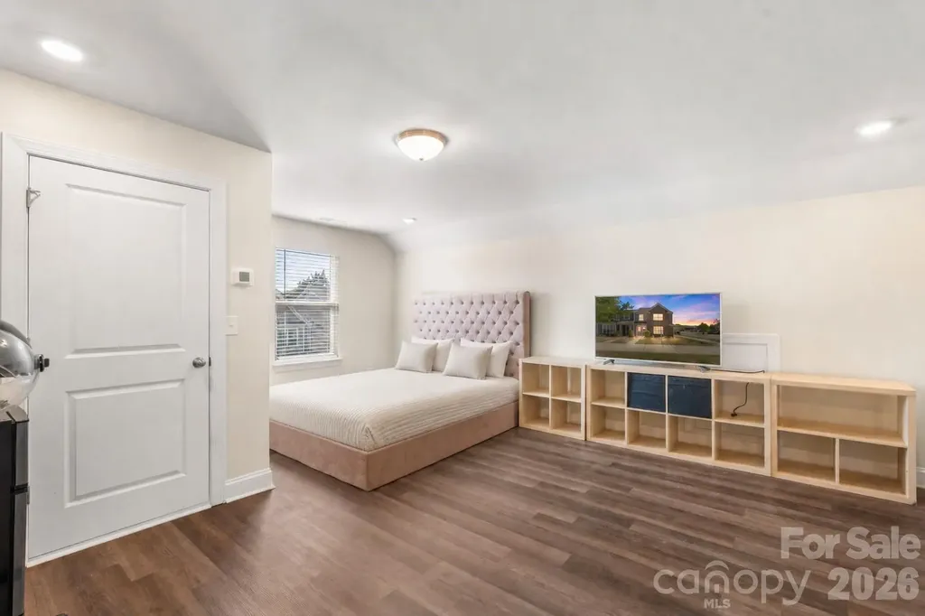 2004 Blewett Drive Charlotte NC 28269