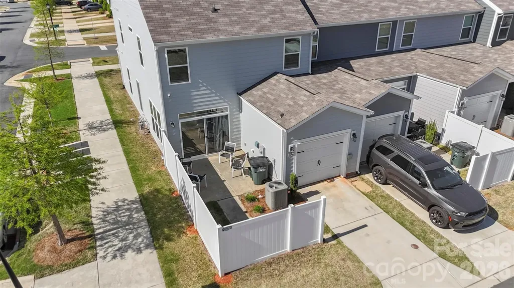 2004 Blewett Drive Charlotte NC 28269