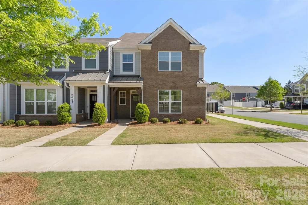 2004 Blewett Drive Charlotte NC 28269