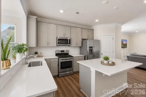 2004 Blewett Drive Charlotte NC 28269