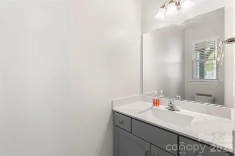 2004 Blewett Drive Charlotte NC 28269