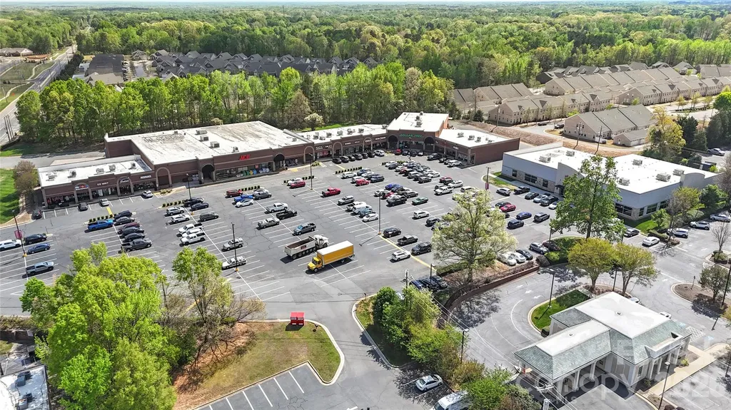 6140 Volte Drive Charlotte NC 28227