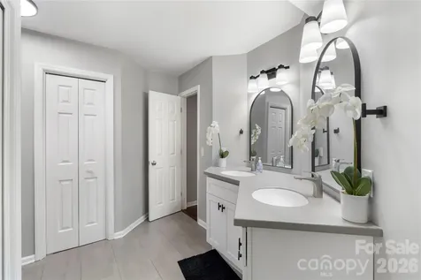 6038 Gray Gate Lane Charlotte NC 28210