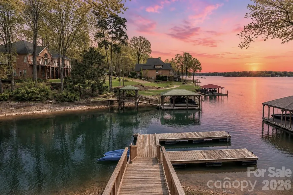 119 Shelter Cove Lane Mooresville NC 28117