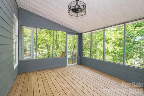 119 Shelter Cove Lane Mooresville NC 28117
