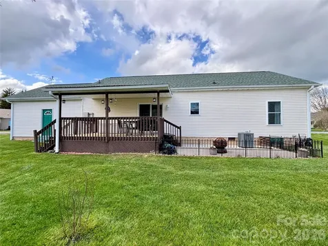194 Beechnut Drive Hendersonville NC 28739