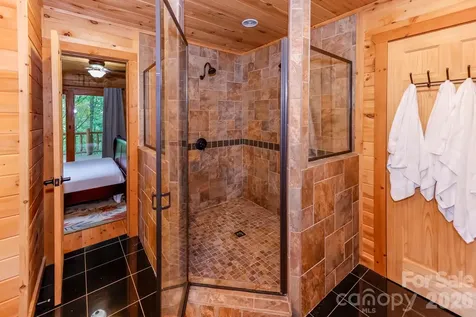 184 Sunlight Path Lake Lure NC 28746