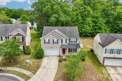 8718 Buttonwood Court Charlotte NC 28215