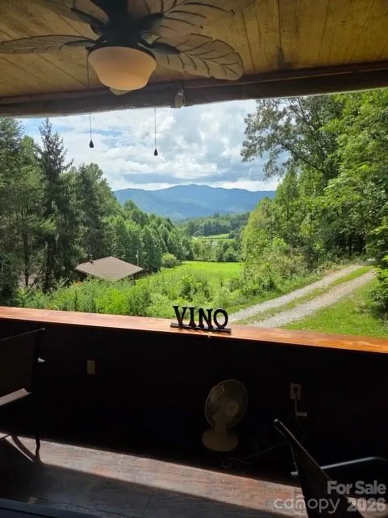 405 Johnathan Walk Road Bryson City NC 28713