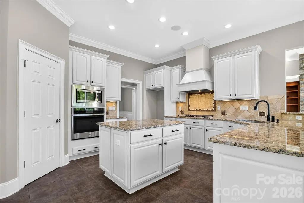 153 Plantation Drive Mooresville NC 28117
