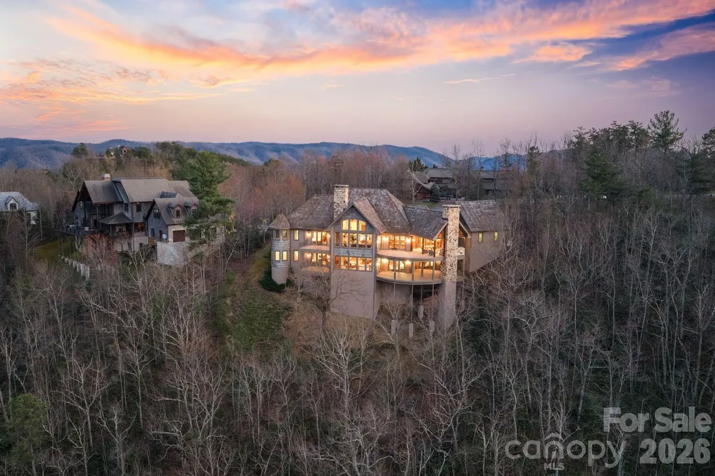 2054 Reynolds Parkway Boone NC 28607