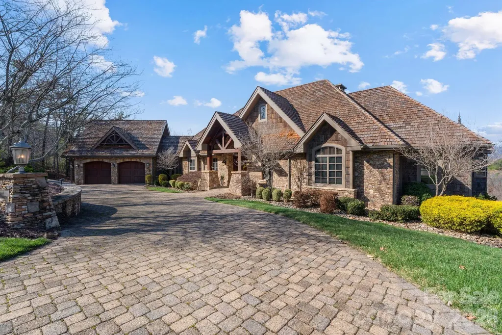 2054 Reynolds Parkway Boone NC 28607