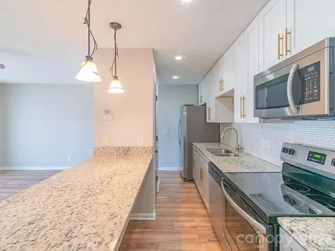 6112 Meadow Rose Lane Charlotte NC 28215