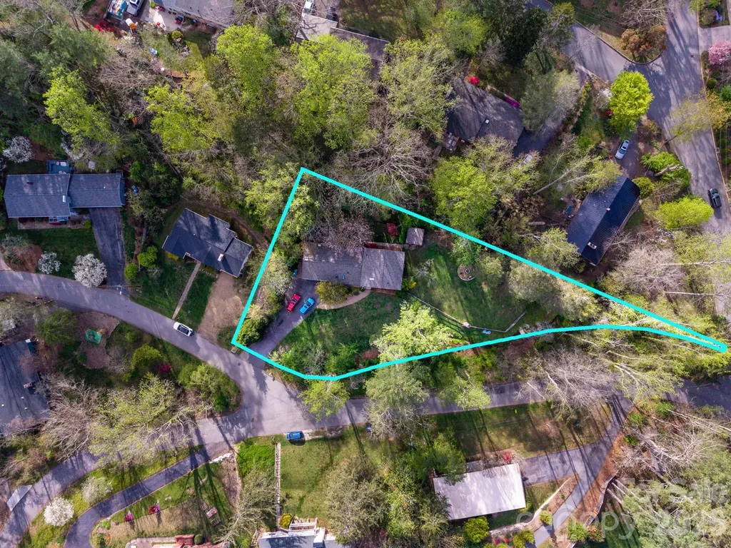 3 Ellenwood Drive Asheville NC 28804
