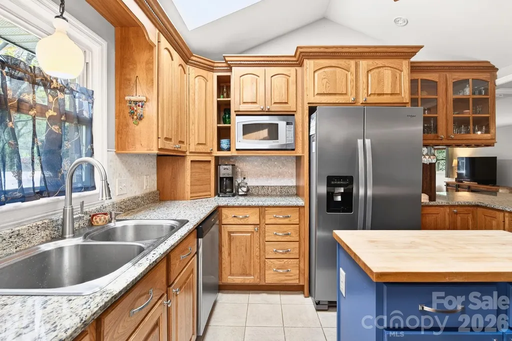 3 Ellenwood Drive Asheville NC 28804