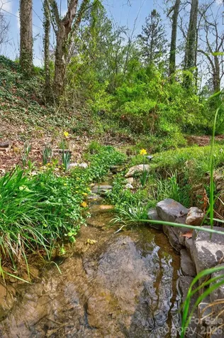 3 Ellenwood Drive Asheville NC 28804