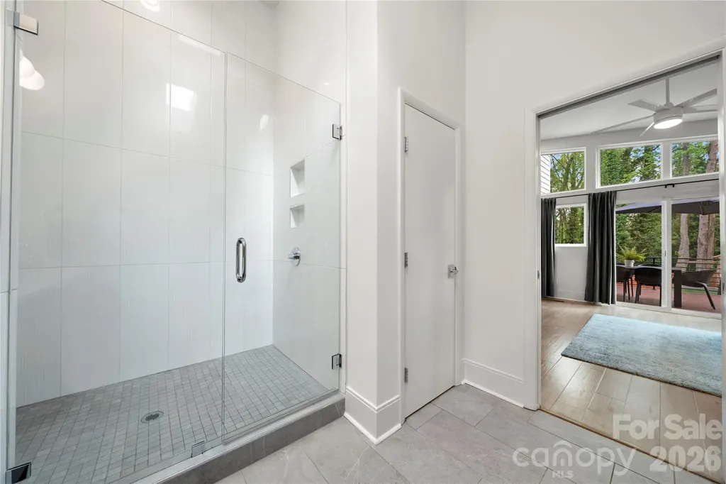 1852 Lakedell Drive Charlotte NC 28215