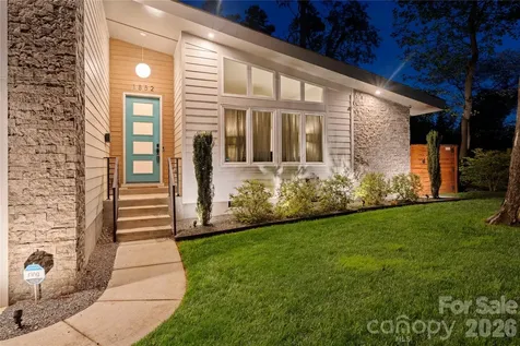 1852 Lakedell Drive Charlotte NC 28215