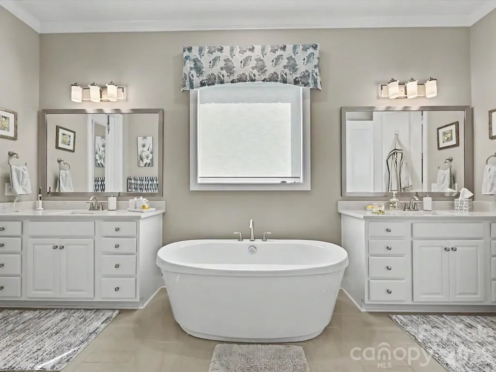 101 Enclave Boulevard Matthews NC 28104