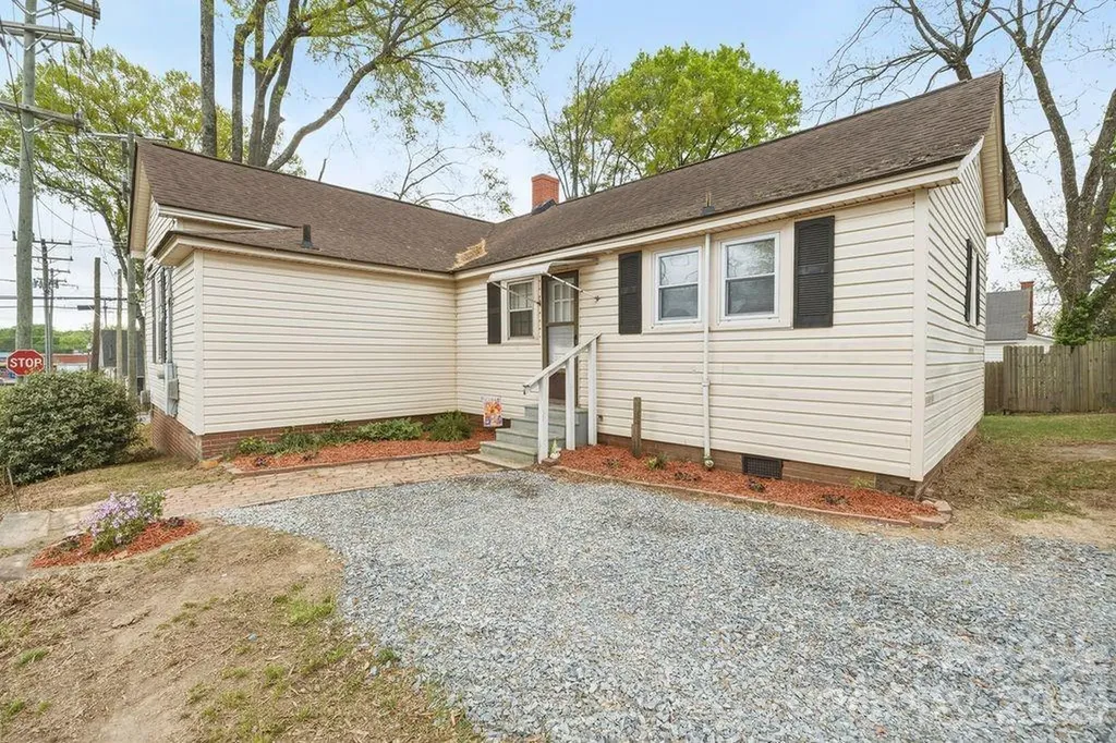 625 N Main Street Kannapolis NC 28081