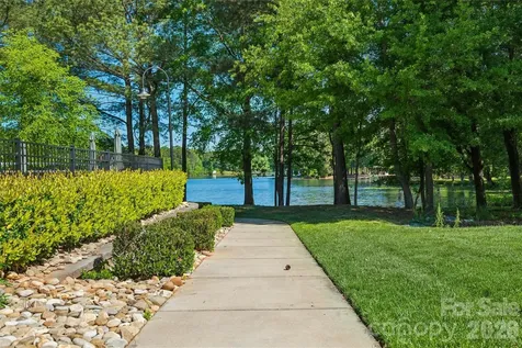 283 Bridges Farm Road Mooresville NC 28115