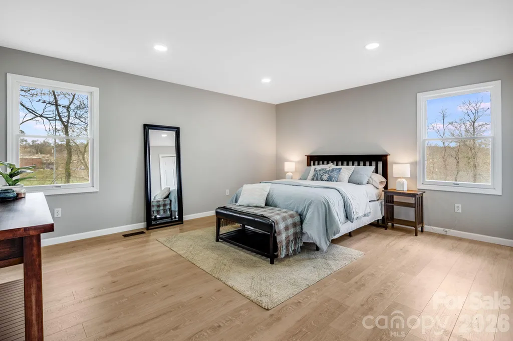 15 Kent Street Asheville NC 28803