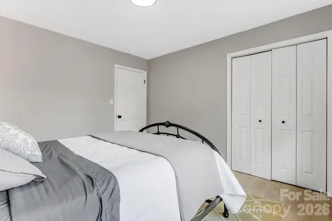 15 Kent Street Asheville NC 28803