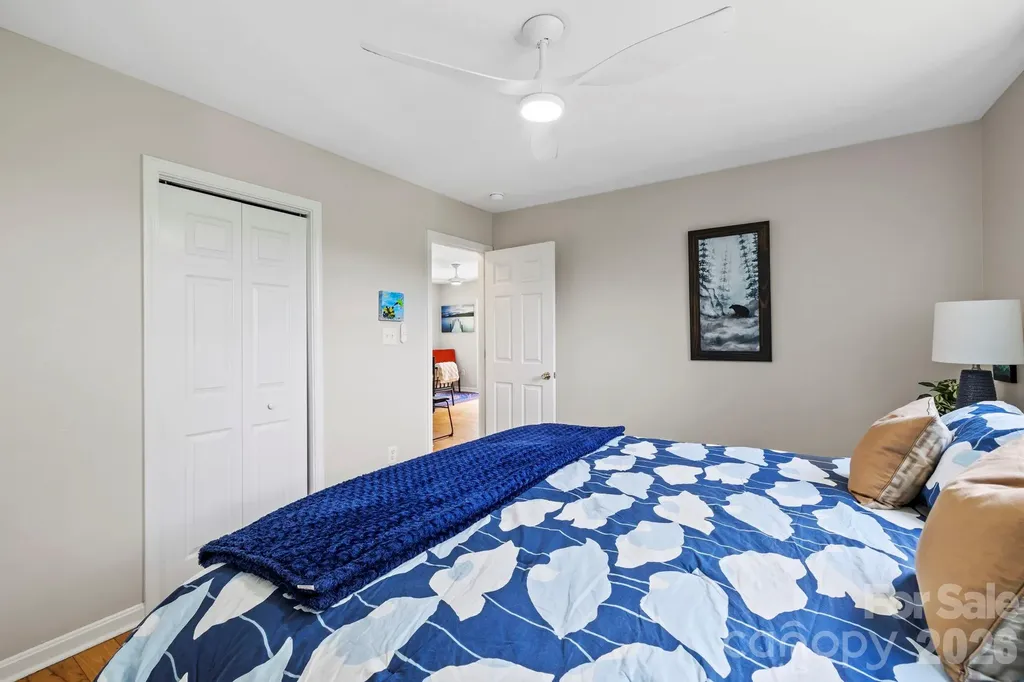 33 Madison Street Asheville NC 28801