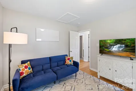 33 Madison Street Asheville NC 28801