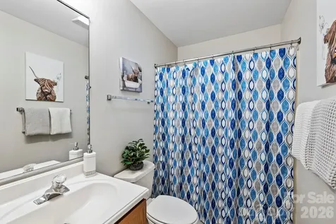 33 Madison Street Asheville NC 28801