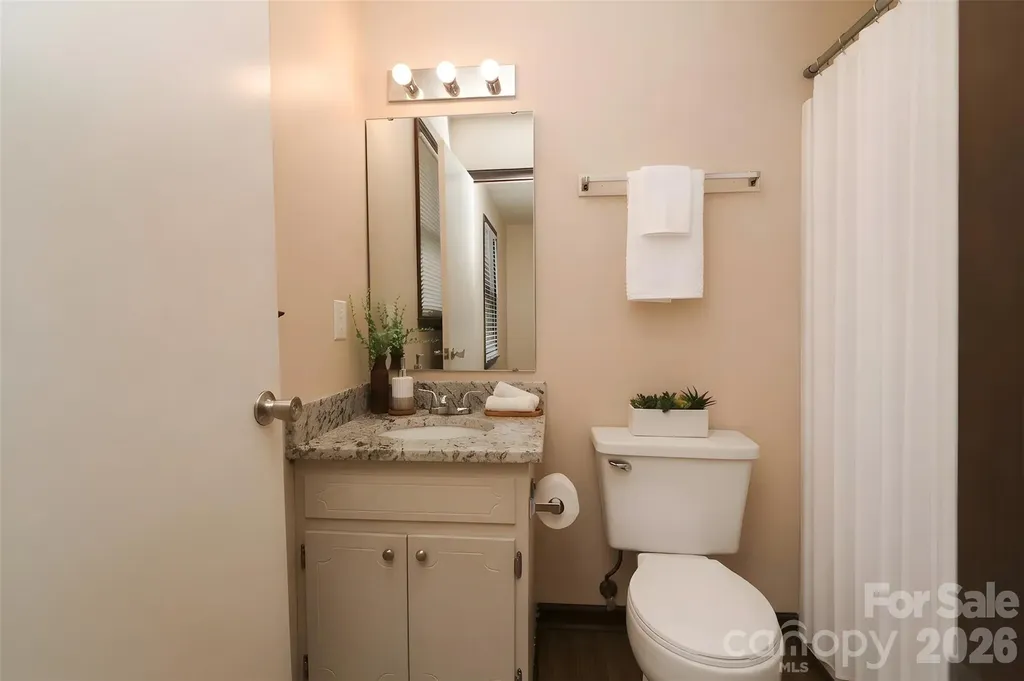 525 SW 12th Street SW Hickory NC 28602