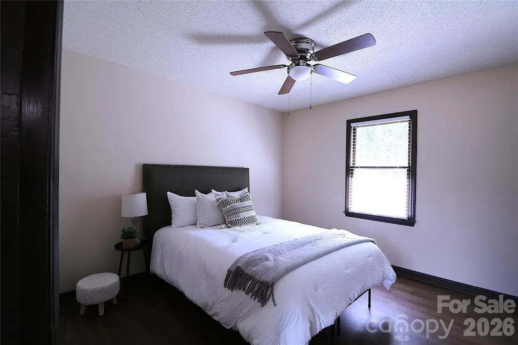 525 SW 12th Street SW Hickory NC 28602