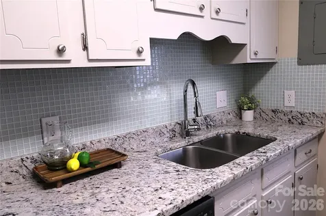 525 SW 12th Street SW Hickory NC 28602