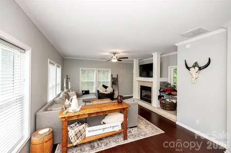 719 Phillipstown Road Kershaw SC 29067