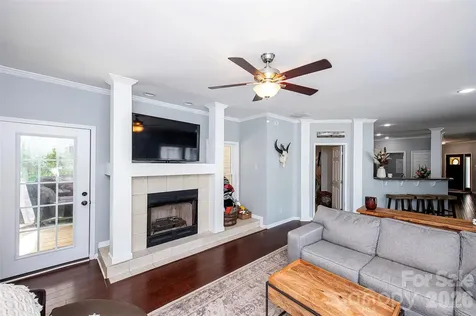 719 Phillipstown Road Kershaw SC 29067