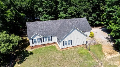 719 Phillipstown Road Kershaw SC 29067