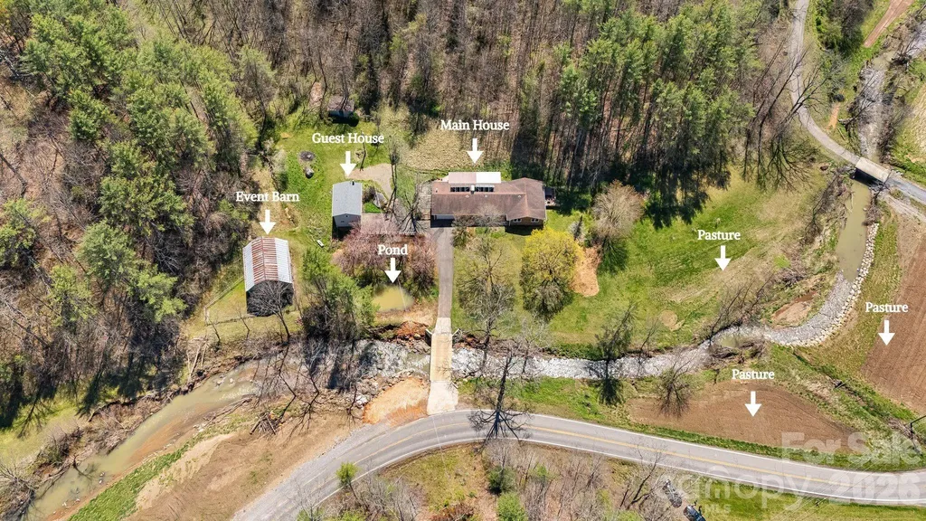 6334 Jacks Creek Road Burnsville NC 28714