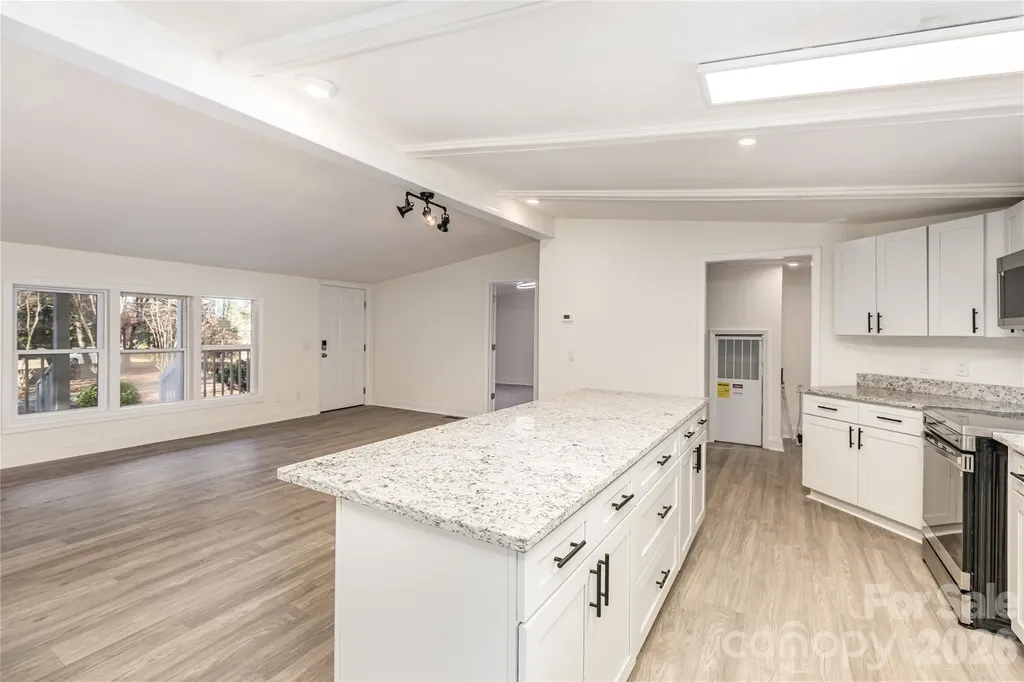 130 Old Lowesville Road Stanley NC 28164